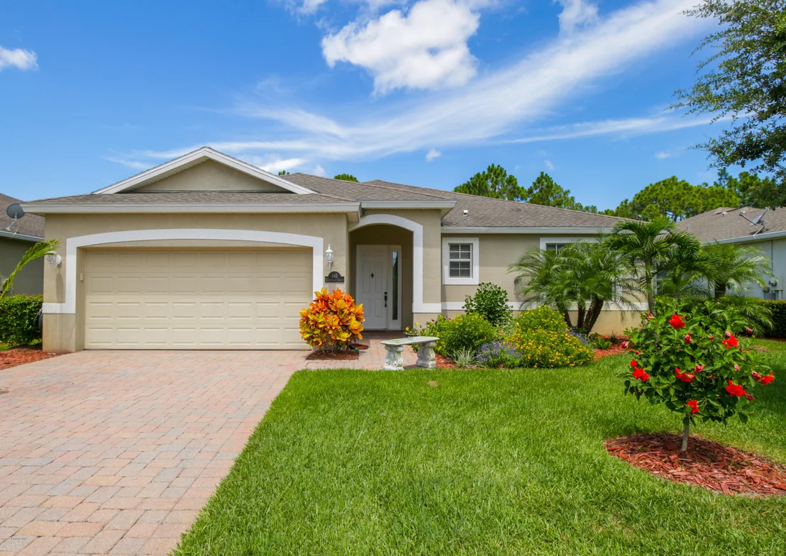 Photo of 565 Gardendale Circle SE