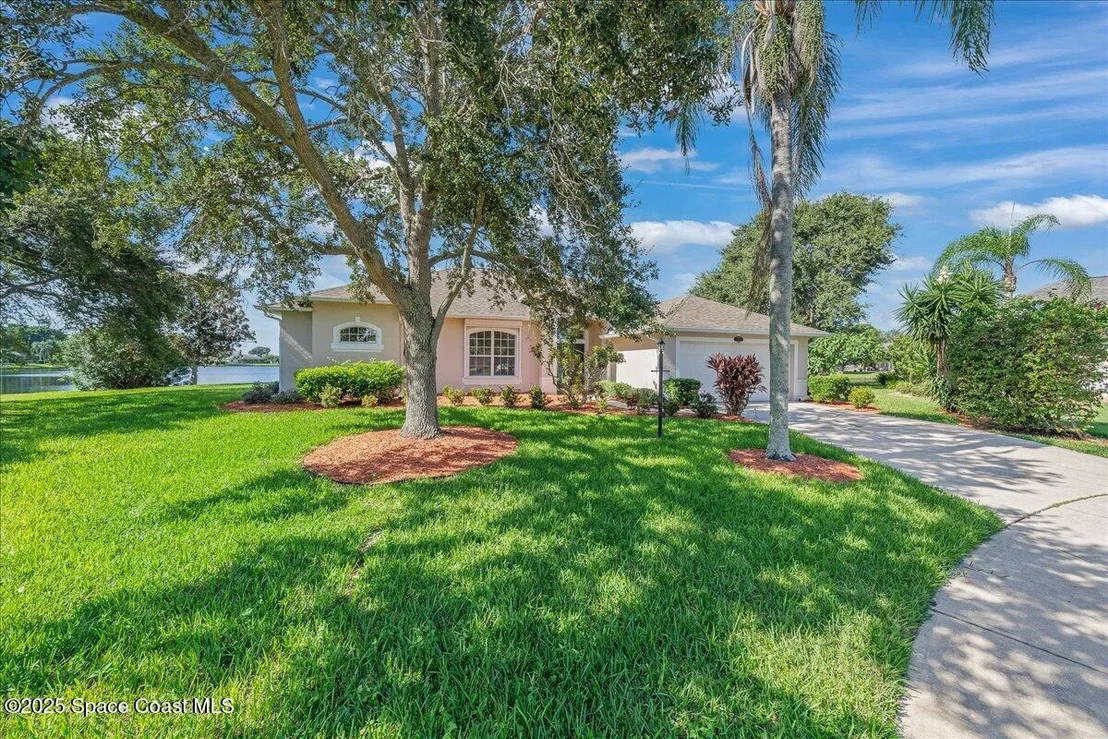Photo of 5790 Sheffield Place