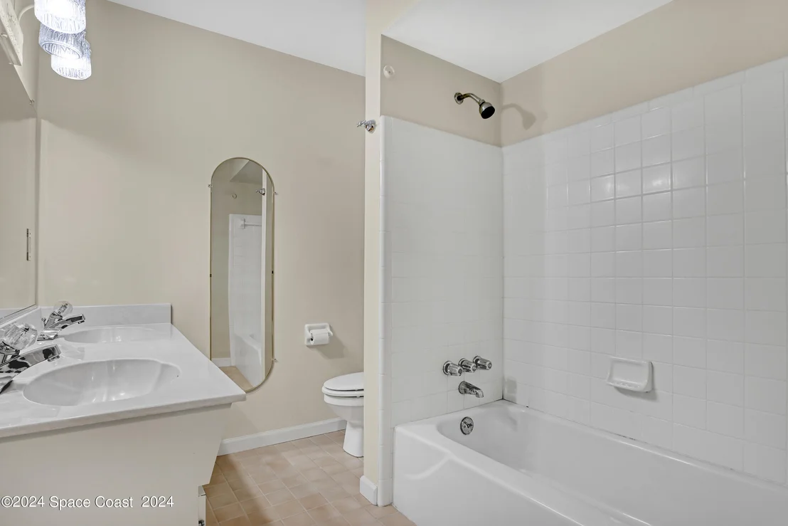 Photo of 3580 Burkholm Road