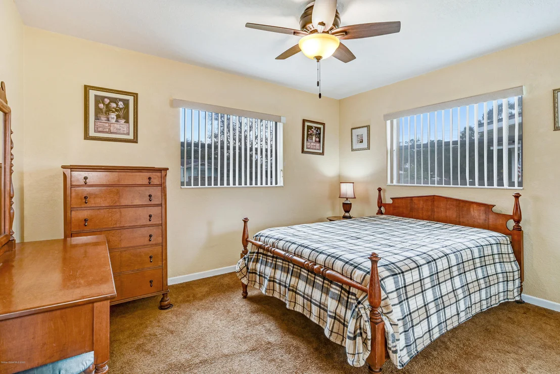 Photo of 992 Cardon Drive