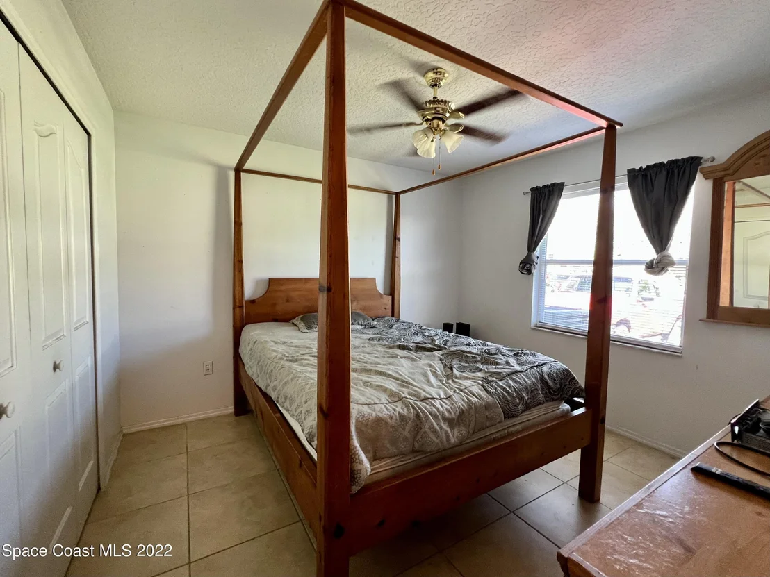 Photo of 6553 Cedar Avenue