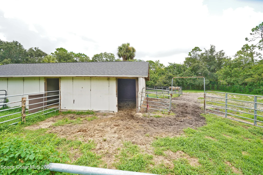 Photo of 2525 Friday Road