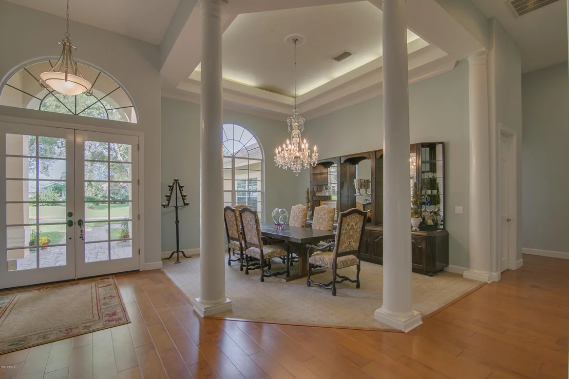 Photo of 774 Glengarry Drive
