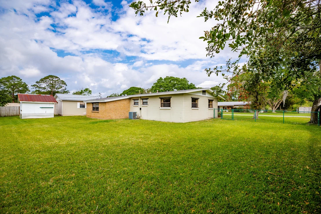 Photo of 1027 Green Road