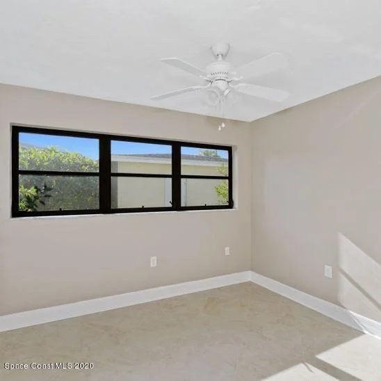 Photo of 425 Penguin Drive