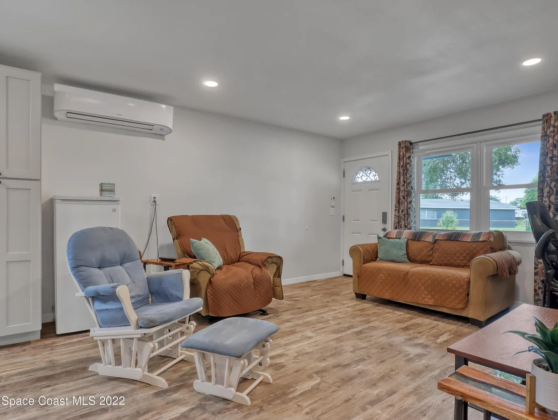 Photo of 2156 King Richard Road