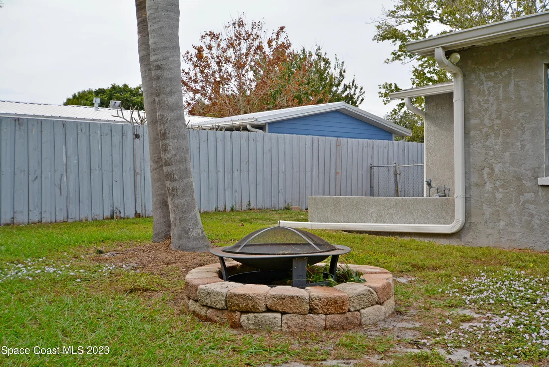Photo of 2579 Coventry Road