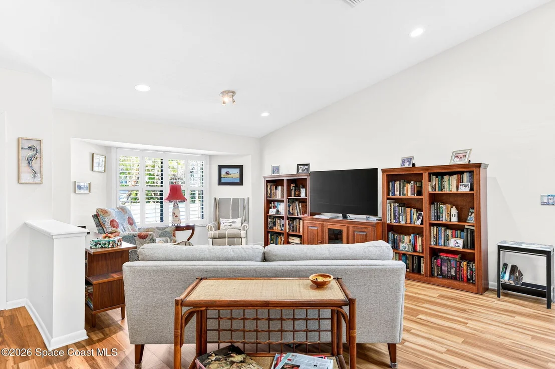 Photo of 1825 Fox Bay Drive