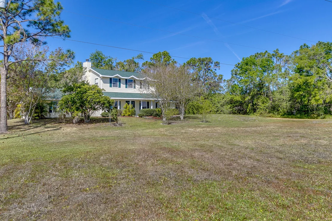 Photo of 3050 Washingtonia Drive