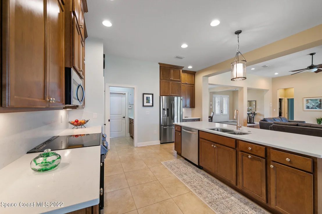 Photo of 130 7th Avenue