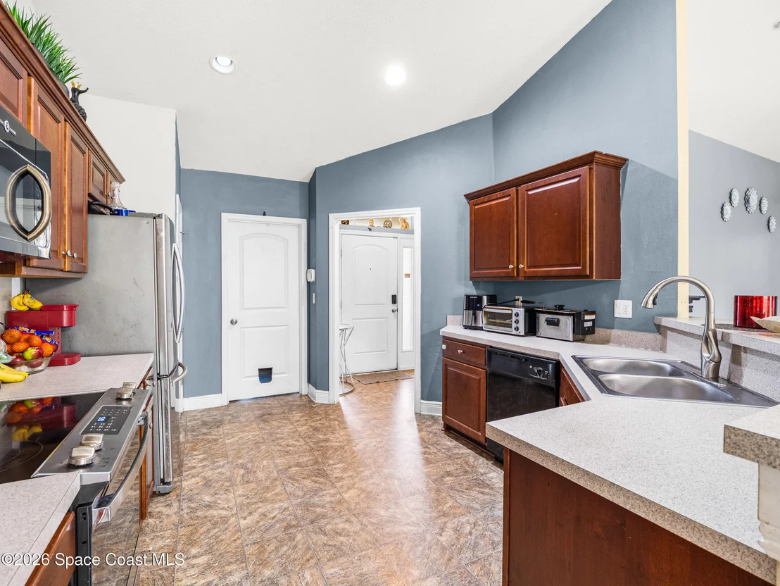 Photo of 256 Eckert Street SE