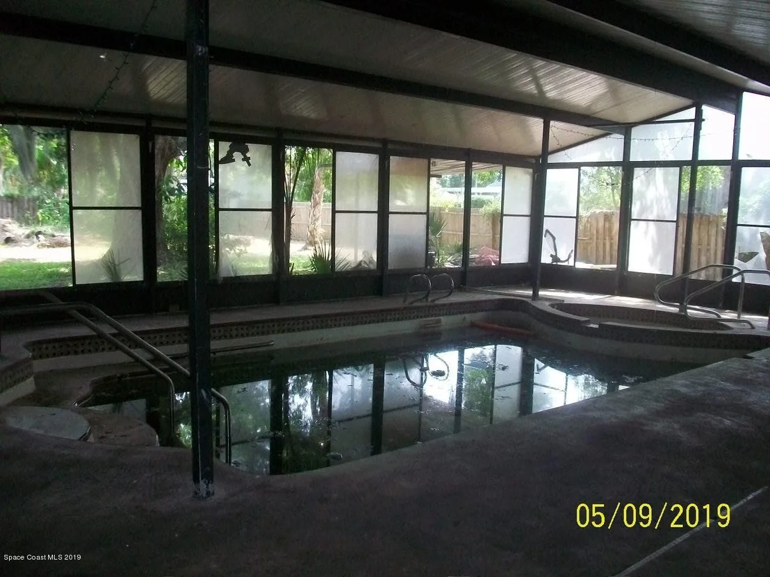 Photo of 501 Edgewood Drive