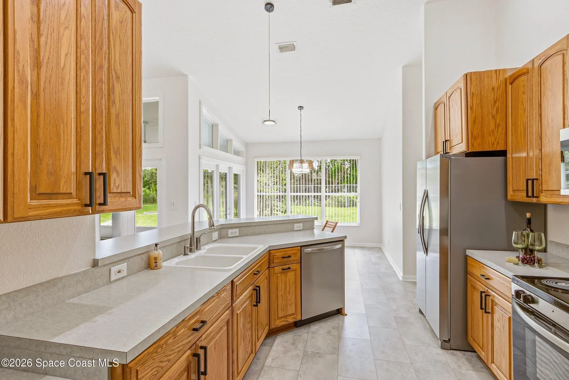 Photo of 1150 Meadowbrook Road NE