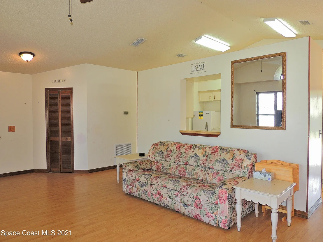 Photo of 6105 Wilderness Avenue