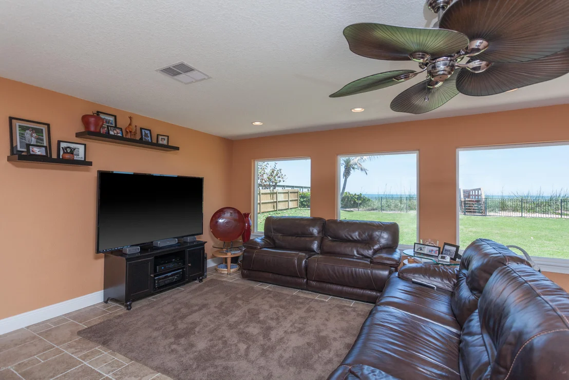 Photo of 2085 N Highway A1a