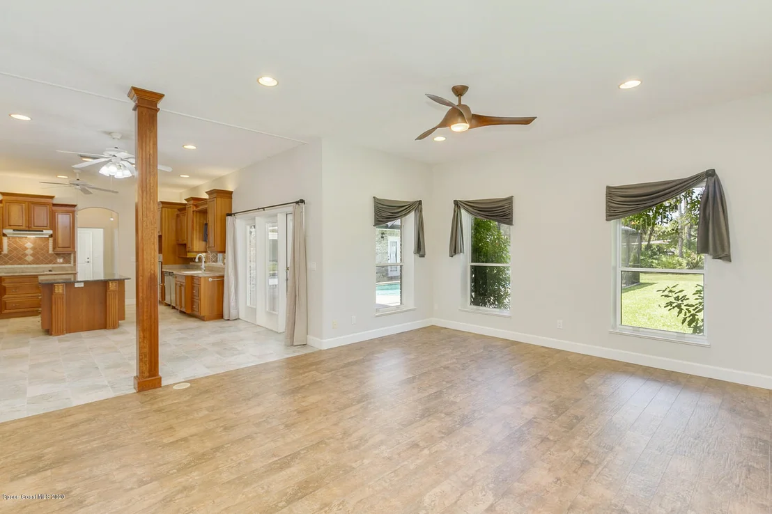Photo of 2240 Pine Meadow Avenue