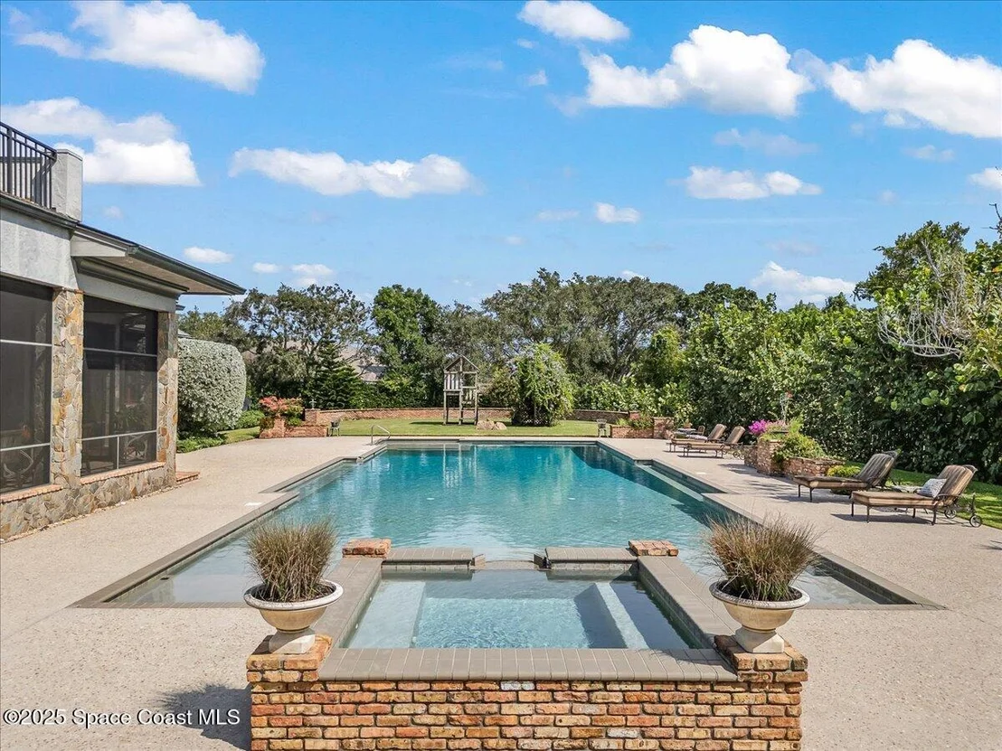 Photo of 586 Wethersfield Place