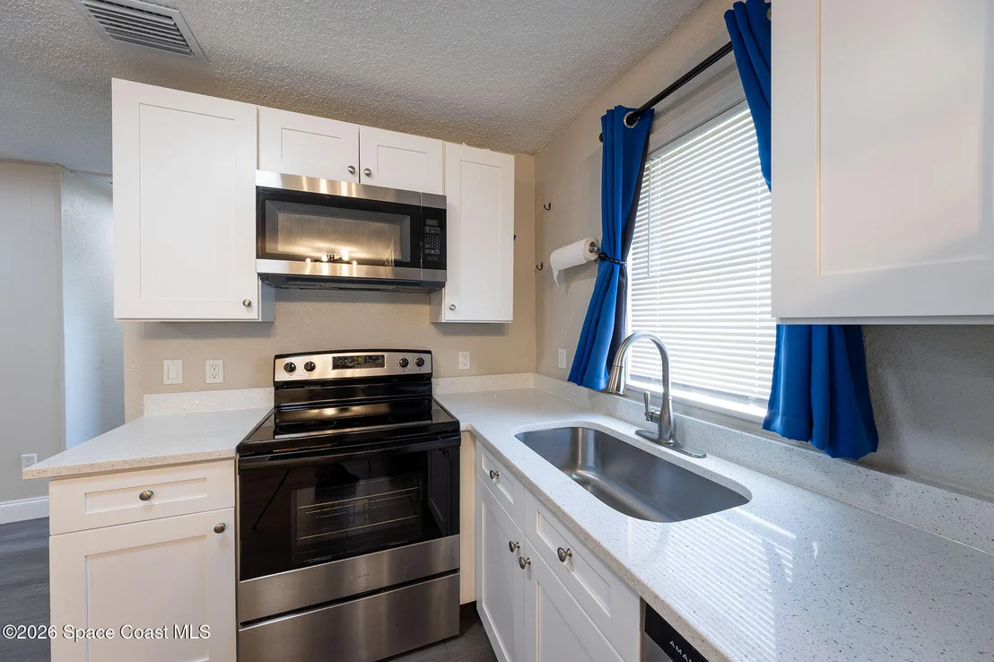 Photo of 2681 Orange Avenue