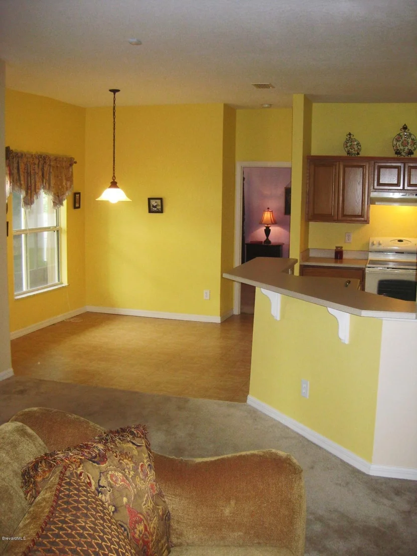 Photo of 1306 NW Jupiter Boulevard