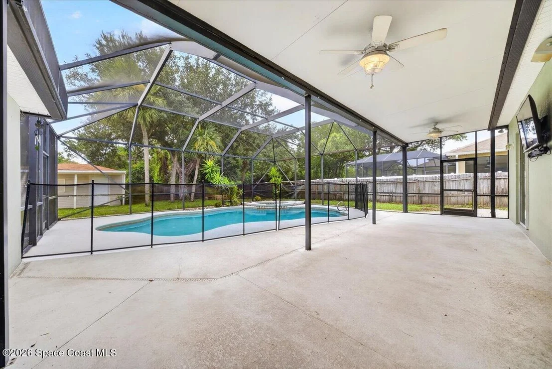 Photo of 6463 Flora Vista Place