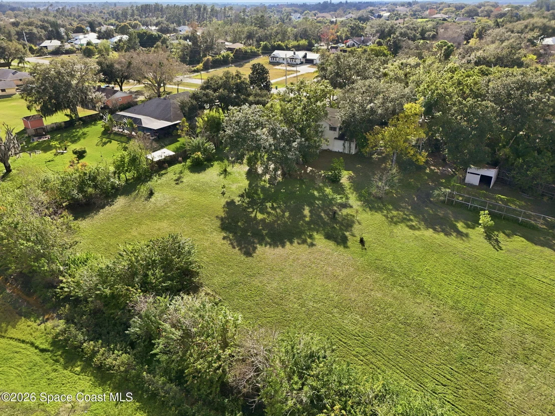 Photo of 1225 War Eagle Boulevard