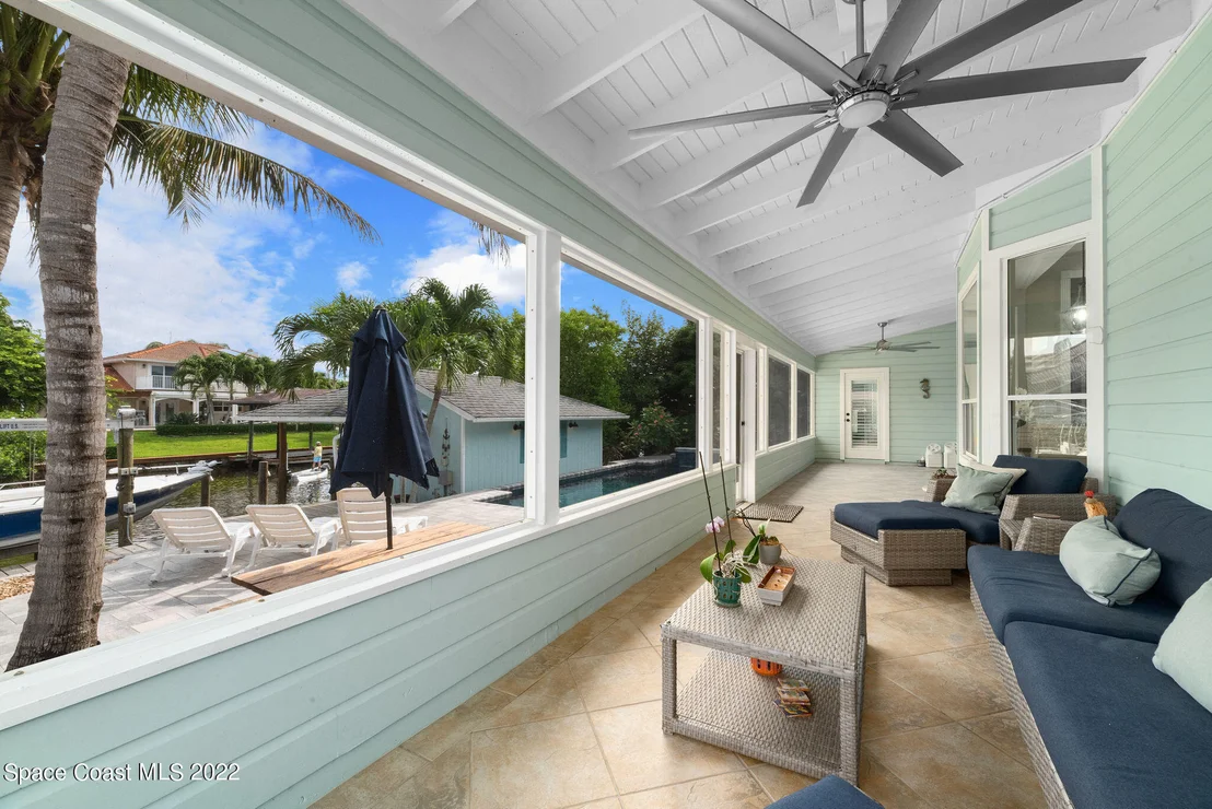 Photo of 416 Riverview Lane