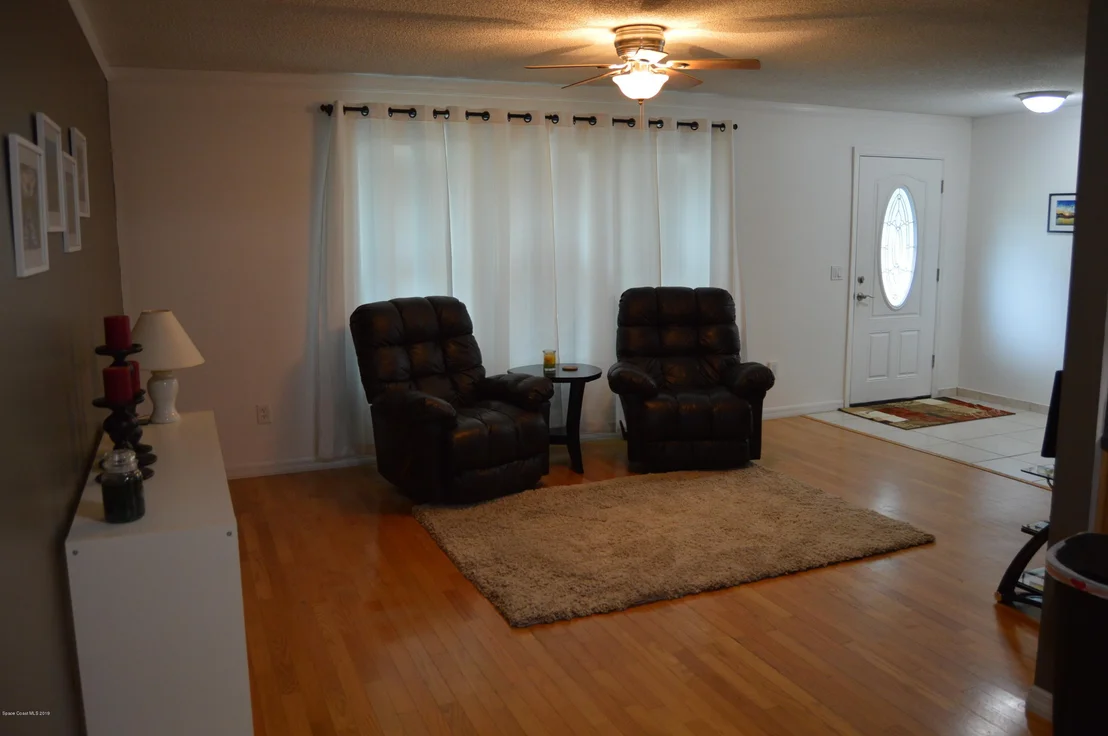 Photo of 501 Ford Circle W