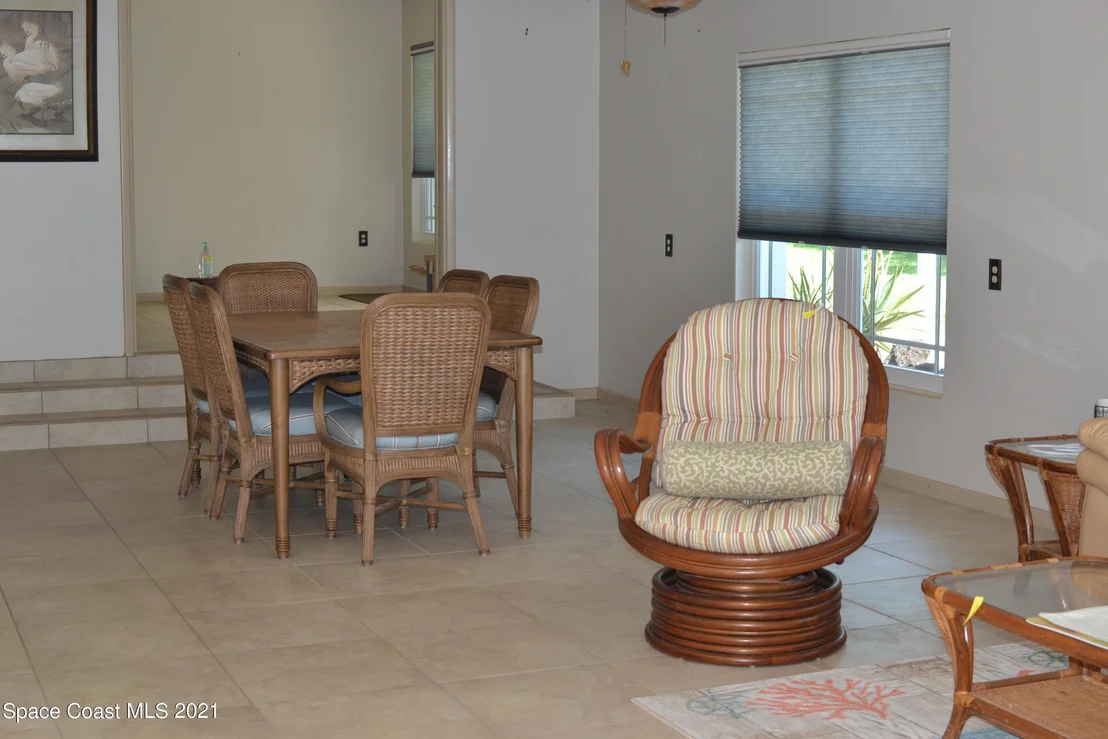 Photo of 9816 Riverview Drive