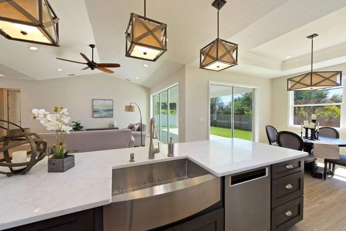 Photo of 511 Hibiscus