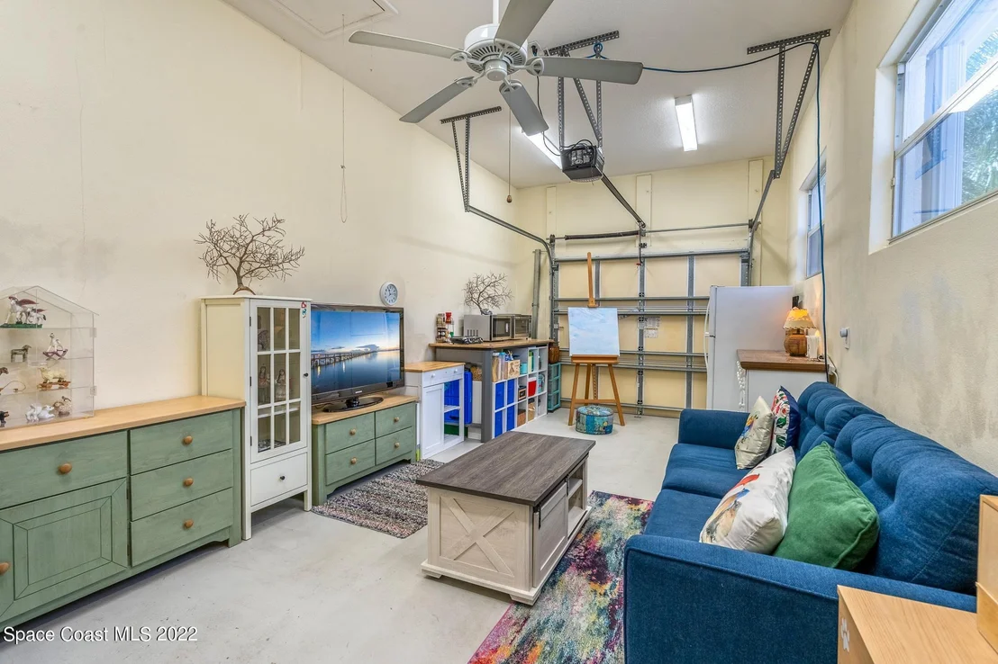Photo of 356 Southampton Drive
