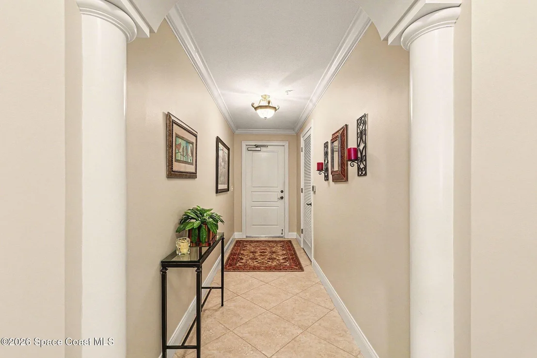 Photo of Unit 902 at 21 Riverside Drive