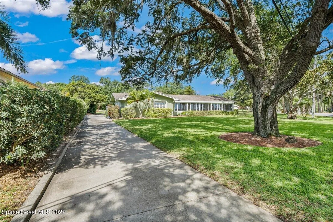 Photo of 1811 Rockledge Drive