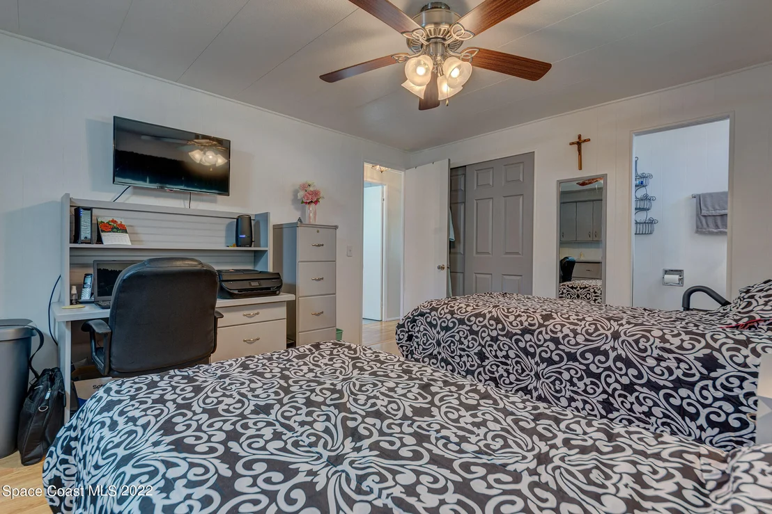 Photo of 6879 Aster Drive