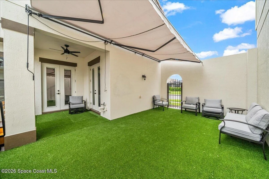 Photo of 8476 Lyside Drive