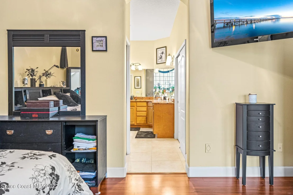 Photo of 1358 Centennial Way