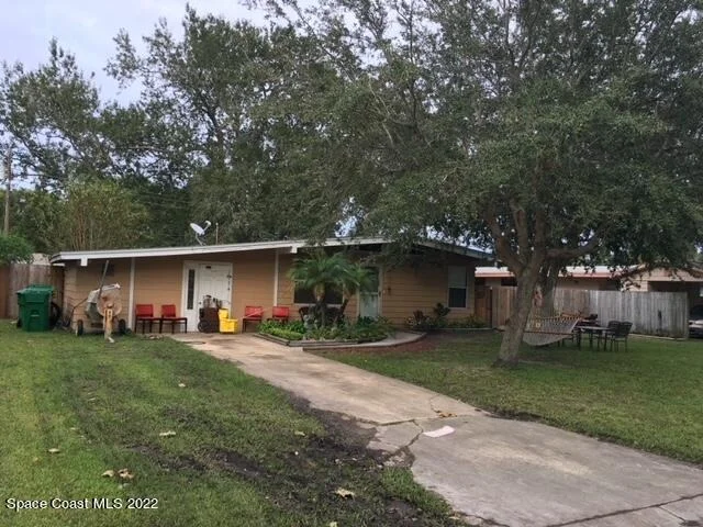 Photo of 1049 Genevieve Avenue
