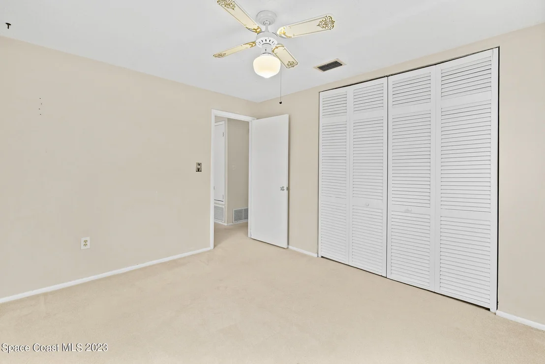 Photo of 909 Kings Post Road