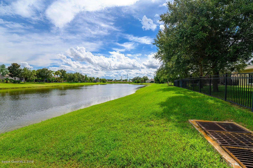 Photo of 5247 Indigo Crossing Drive