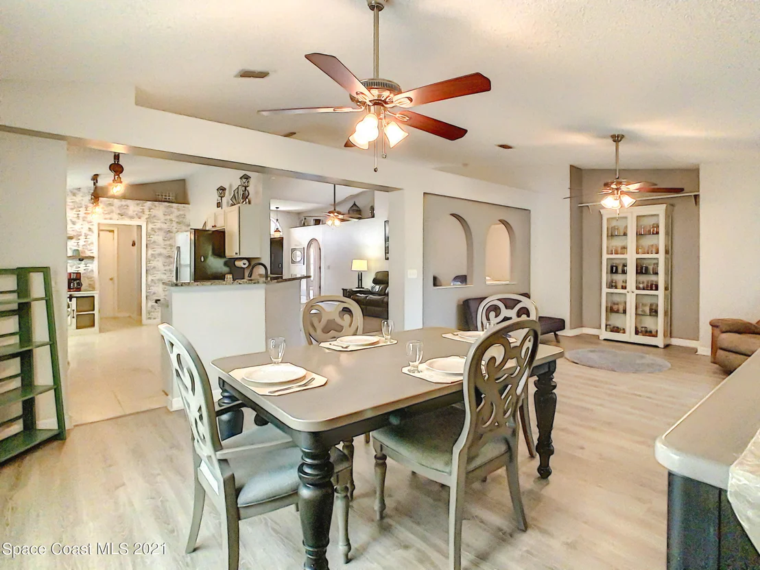 Photo of 4087 Four Lakes Drive