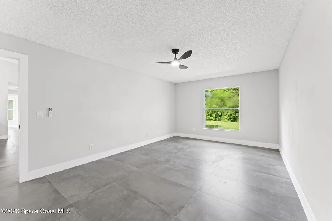 Photo of 1384 Hill Avenue