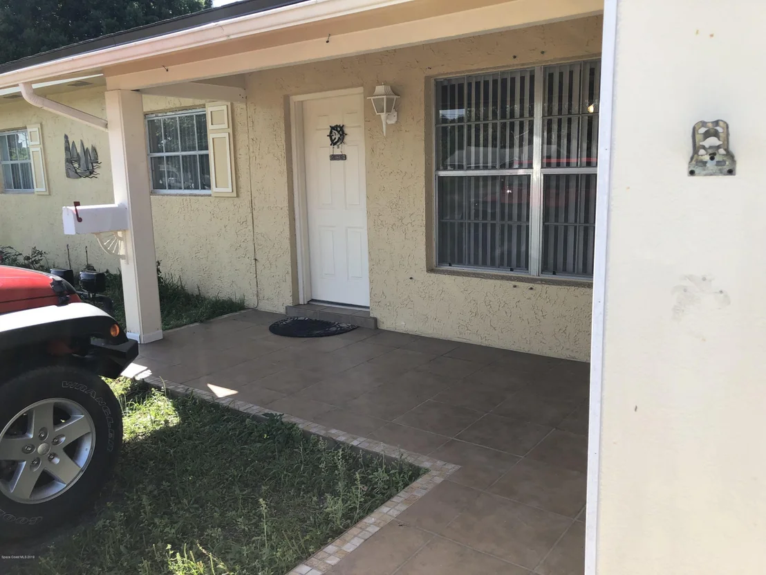 Photo of 2609 Sarno Road