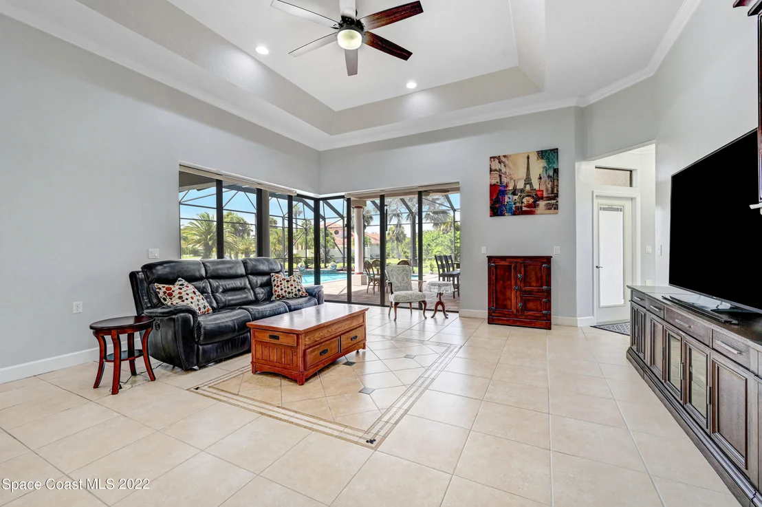 Photo of 903 Bluegrass Lane