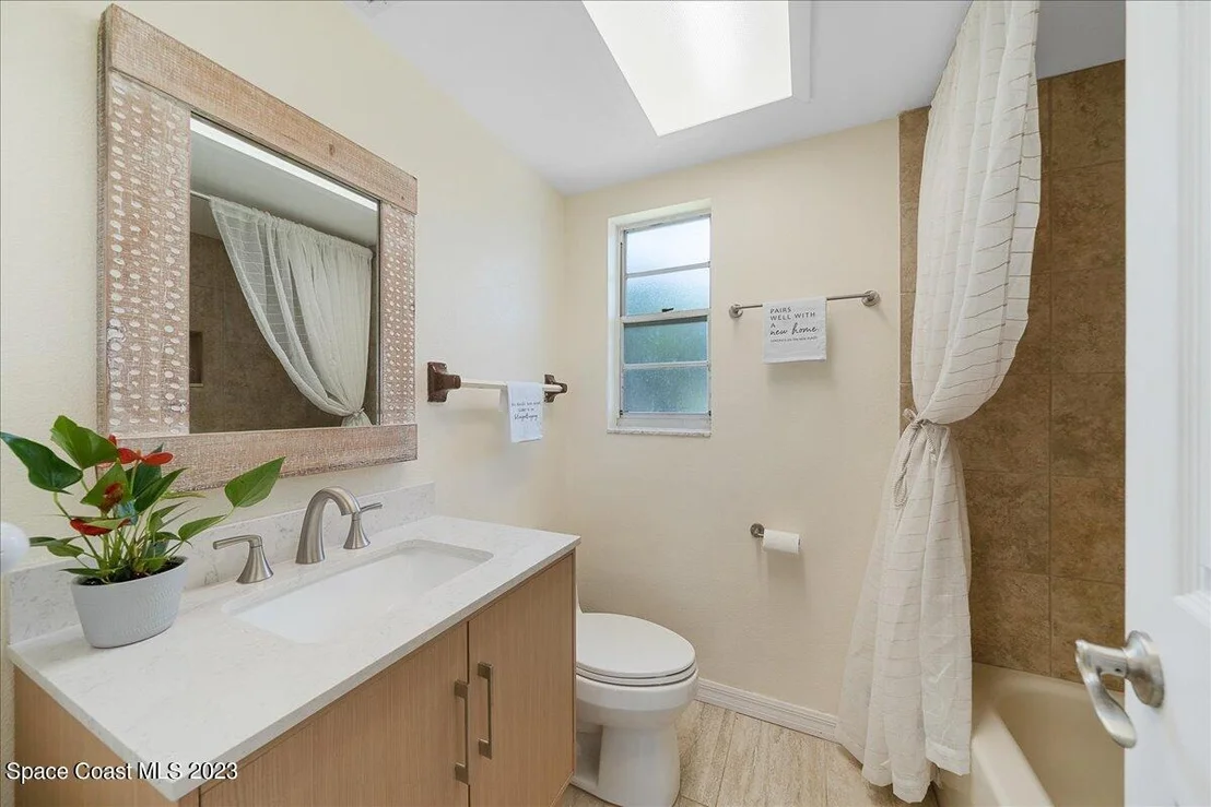 Photo of 2559 Floridiane Drive