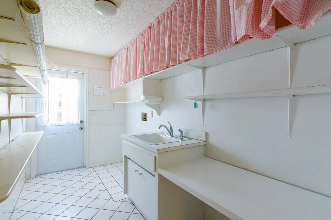 Photo of 655 Doral Lane