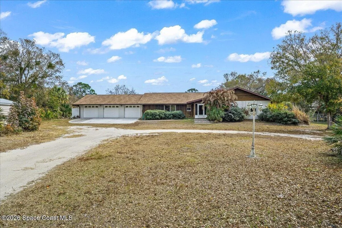 Photo of 2365 Corey Road