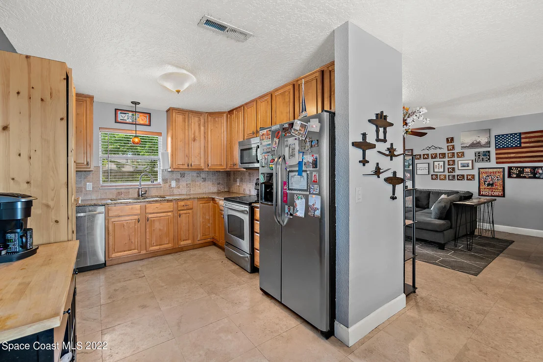 Photo of 1366 Estridge Drive
