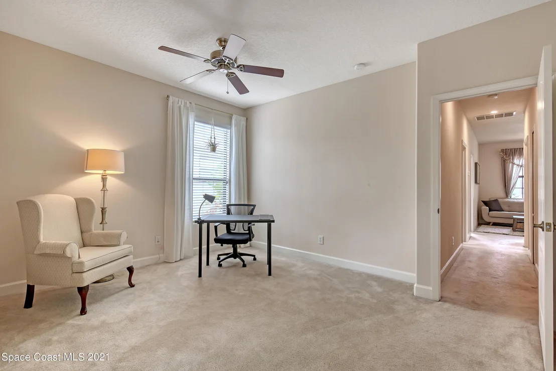 Photo of 1380 Talon Way