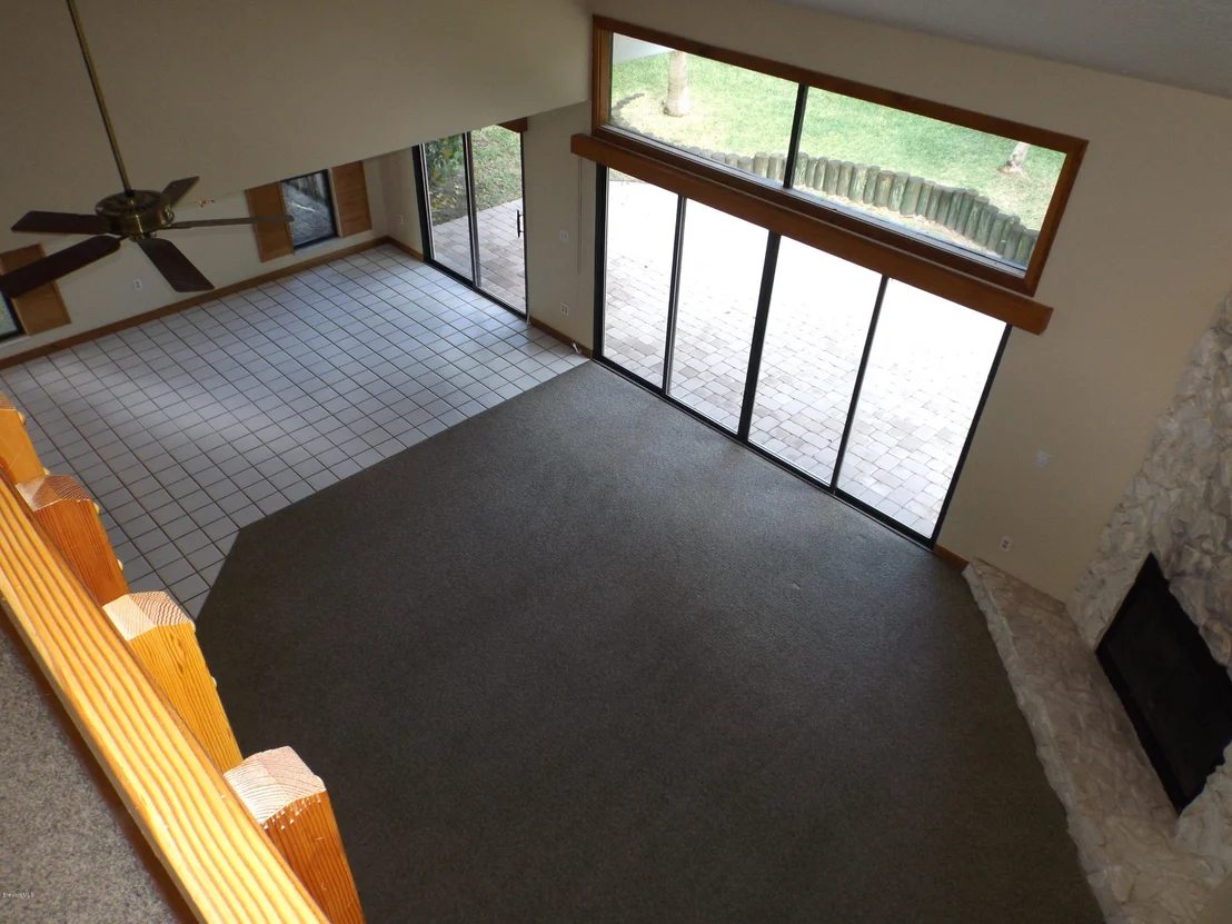 Photo of 6885 Angeles Road