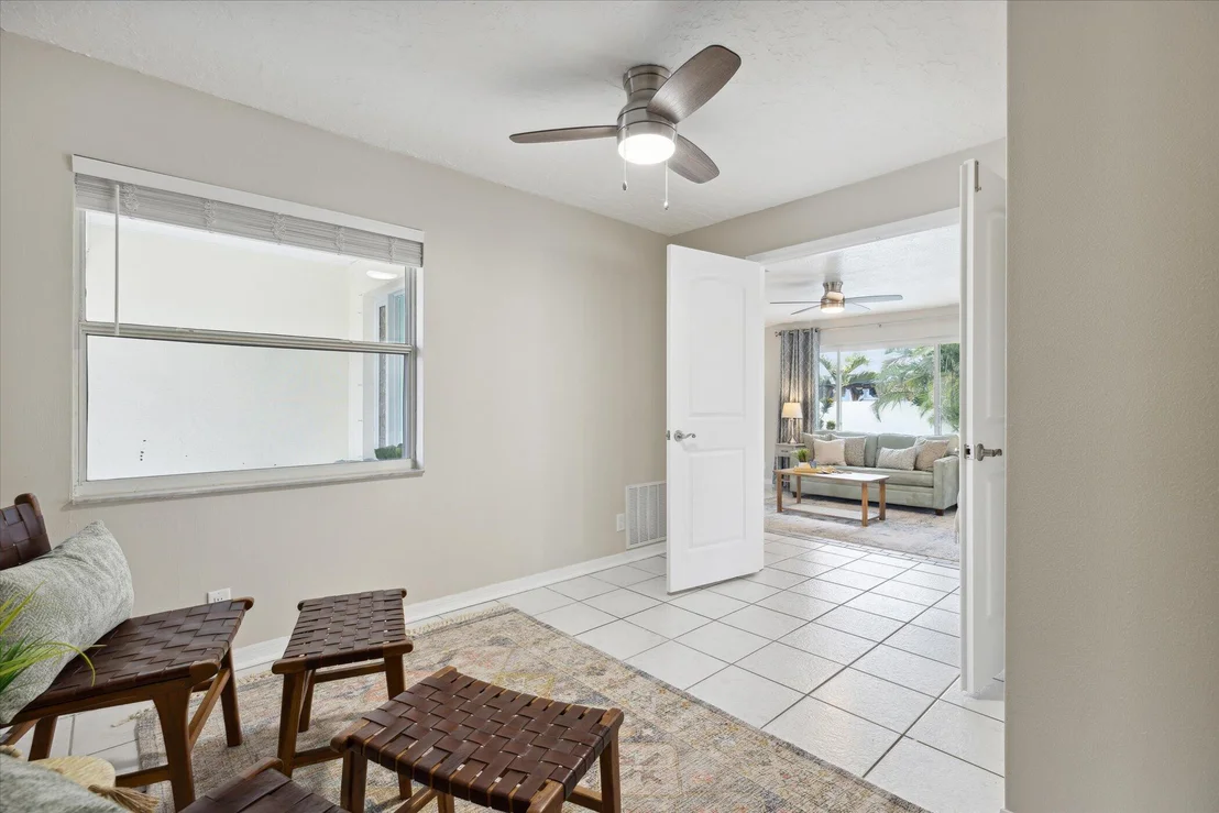 Photo of 355 Grant Avenue