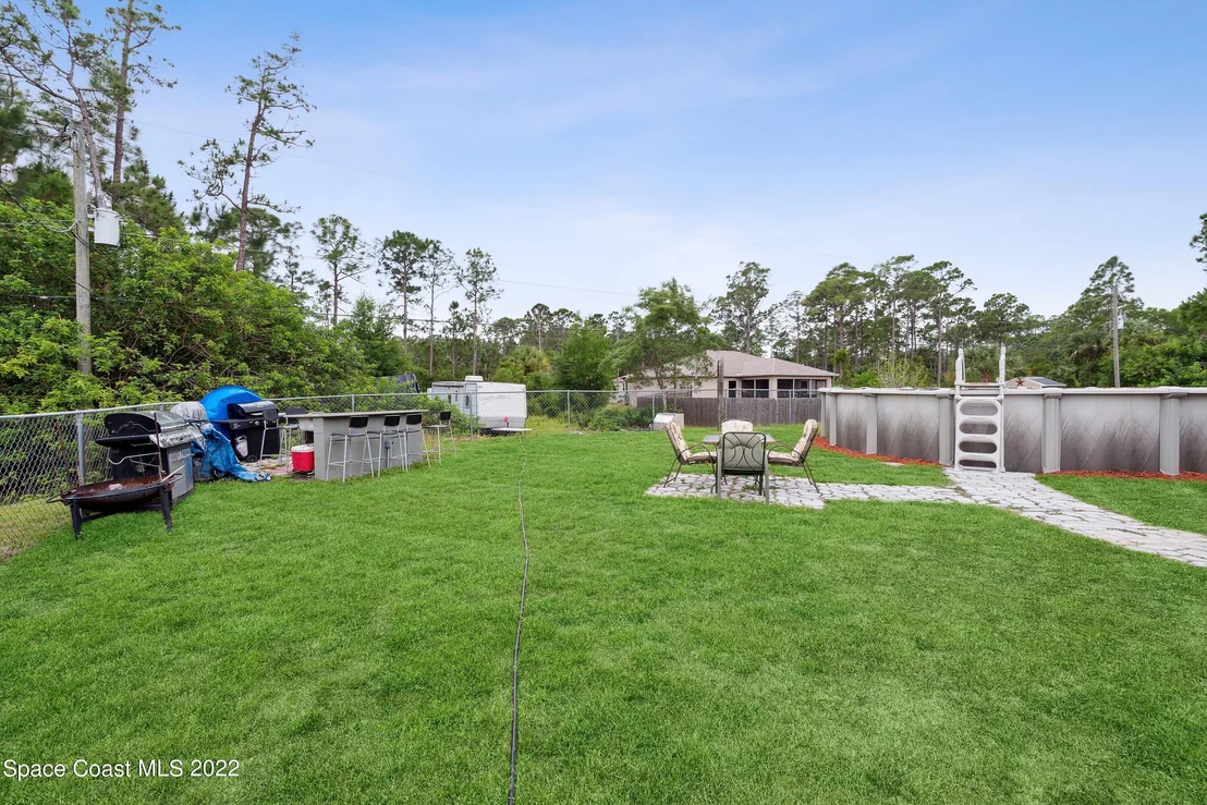 Photo of 816 Tedder Road SE